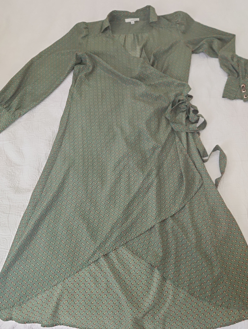 Green Long-Sleeve Wrap Dress with Subtle Print